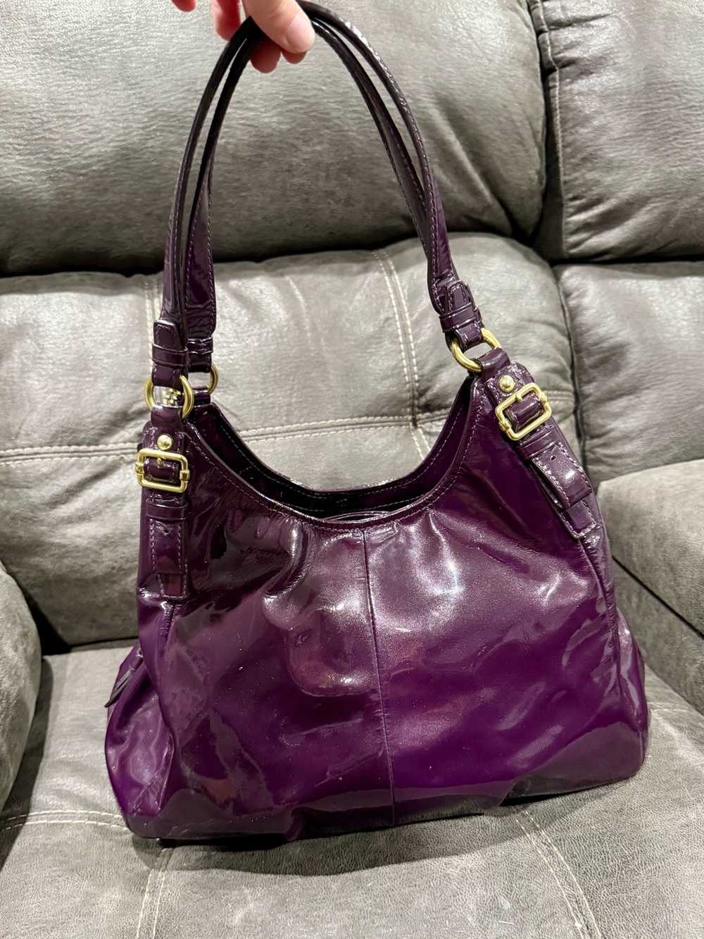 Vintage Coach Madison Maggie Hobo Purple Patent Shoul… - Gem